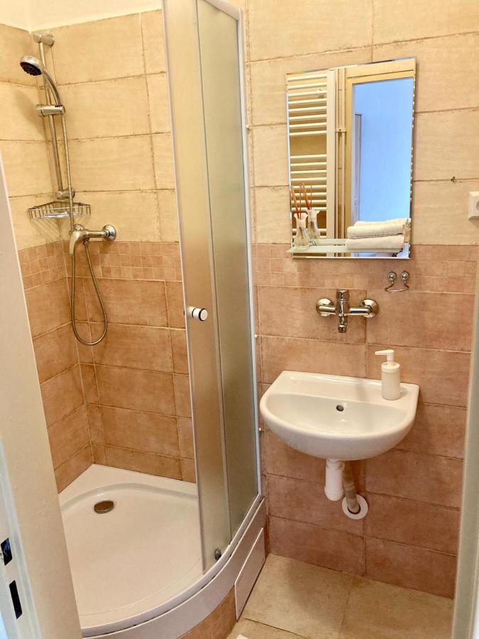 Penzion U Thuje Třeboň Exteriör bild
